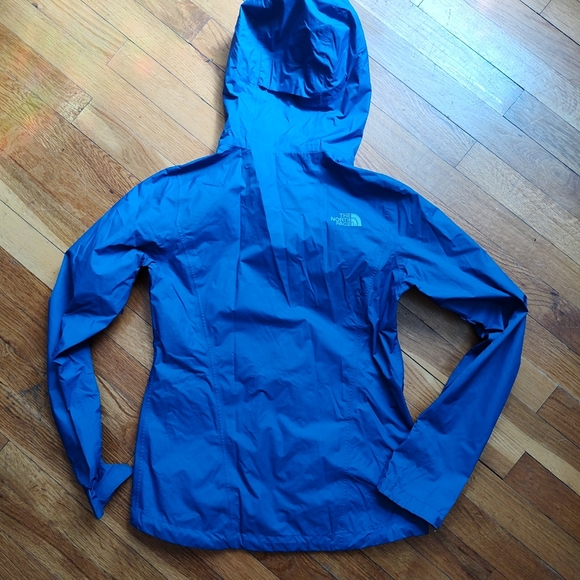 Women's blue windbreaker size extra small by The North face - Picture 5 of 7